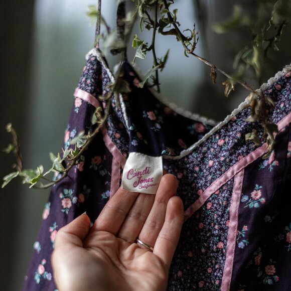 Candi Jones Vintage Patchwork Quilted Style Prairie Dress - Picture 7 of 7